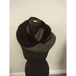 NWT DKNY Women's Fleece Lined Knit Infinity Scarf